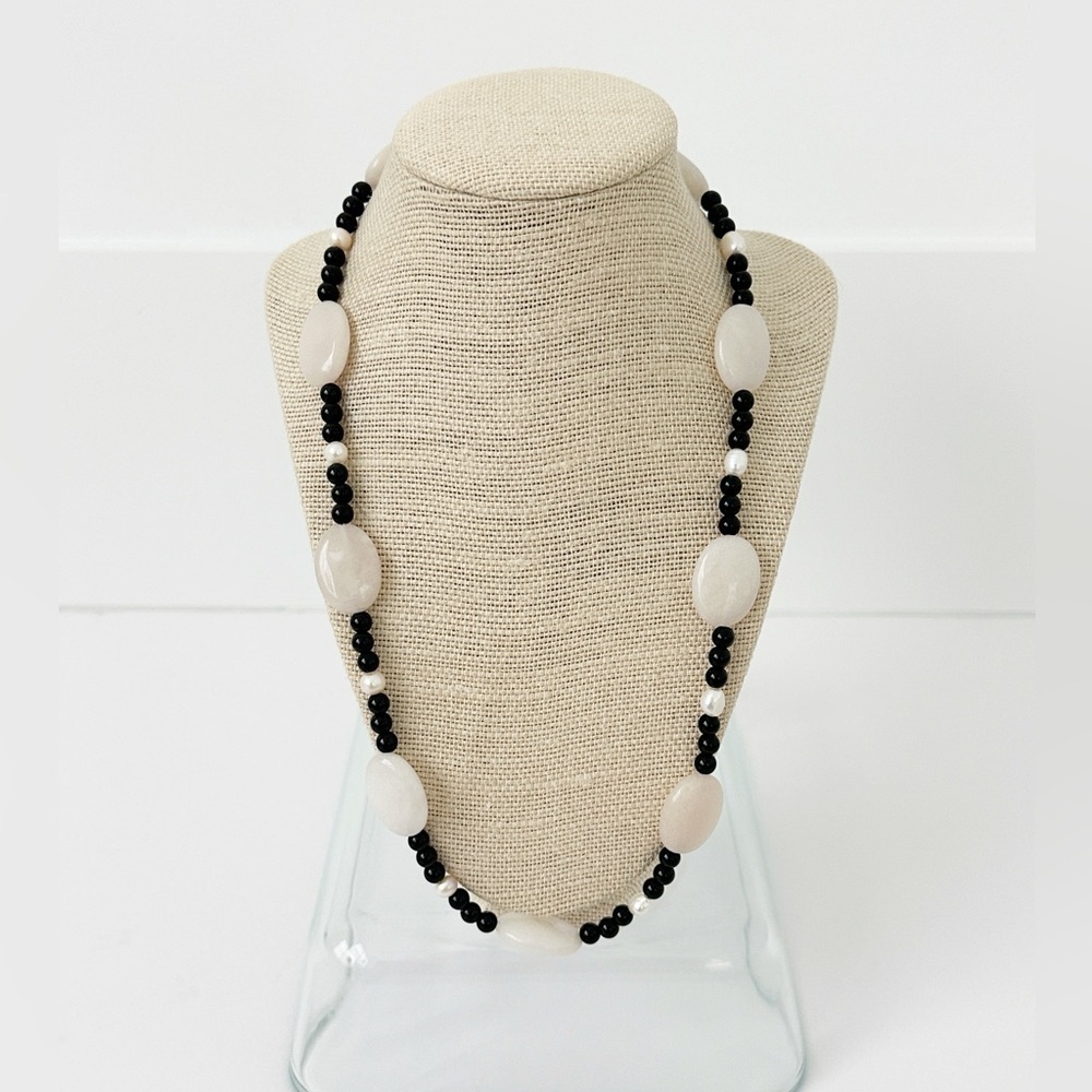 NWT Genuine Brazilian Sandstone, Pearls & Black Onyx Necklace Pink Black White